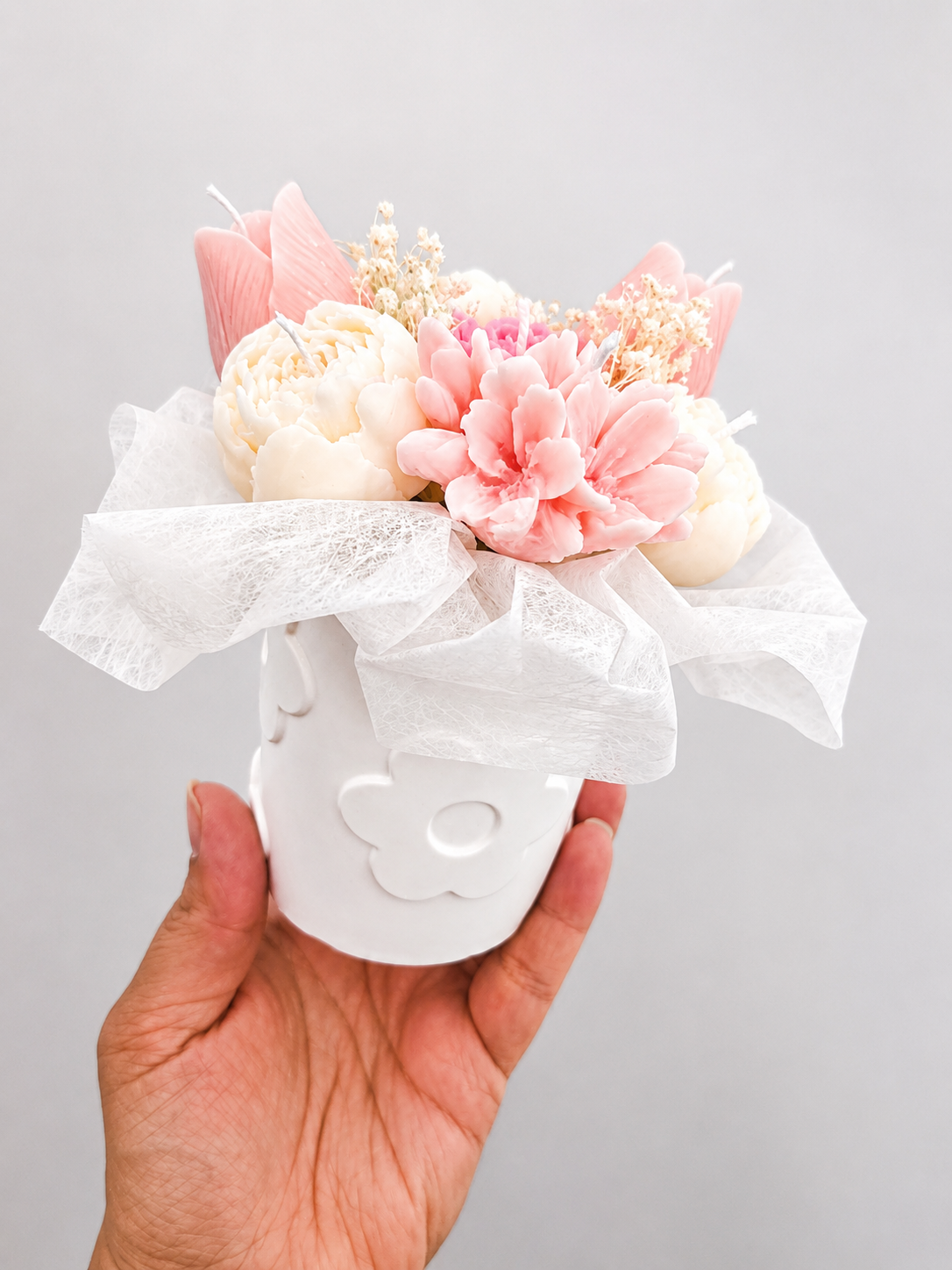 Bouquet floral en cire parfumée – Contenant Jesmonite - Bois de rose